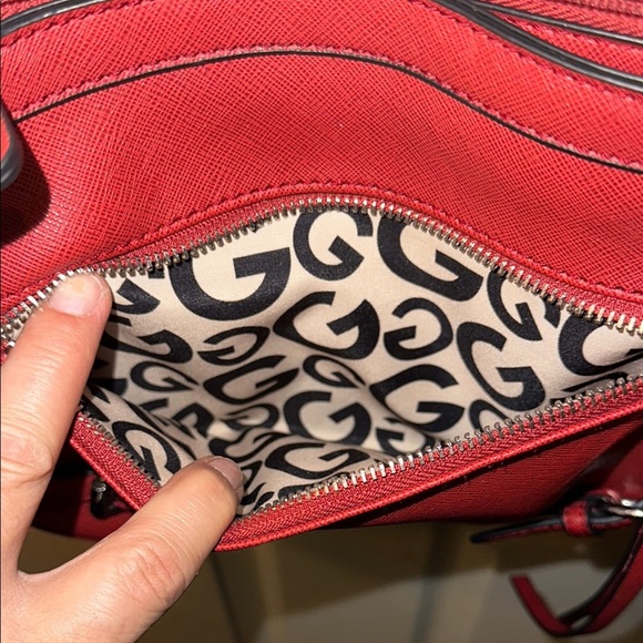 G by Guess Red Crossbody Bag - Picture 3 of 7